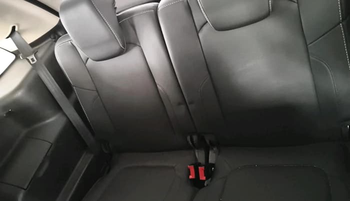 2017 Tata Hexa XTA 4X2 7 STR, Diesel, Automatic, 47,044 km, interior