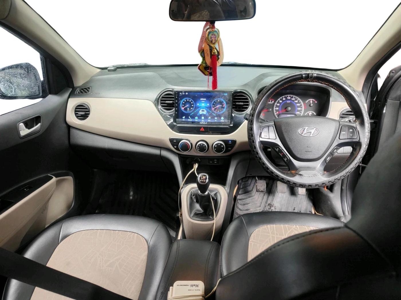 2019 Hyundai Grand i10 SPORTZ 1.2 KAPPA VTVT, Petrol, Manual, 44,544 km, interior