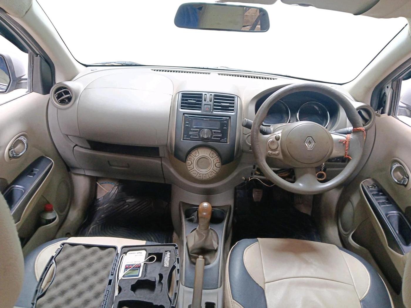 2012 Renault Scala RXL DIESEL, Diesel, Manual, 65,019 km, interior