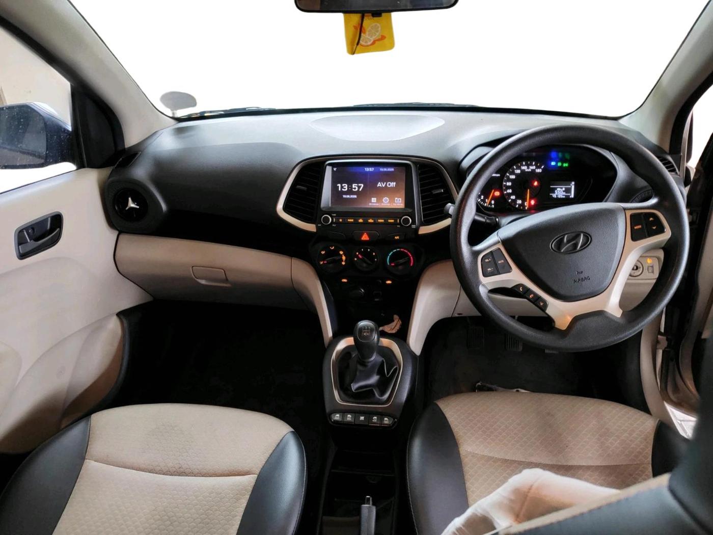 2020 Hyundai NEW SANTRO SPORTZ MT, Petrol, Manual, 45,135 km, interior
