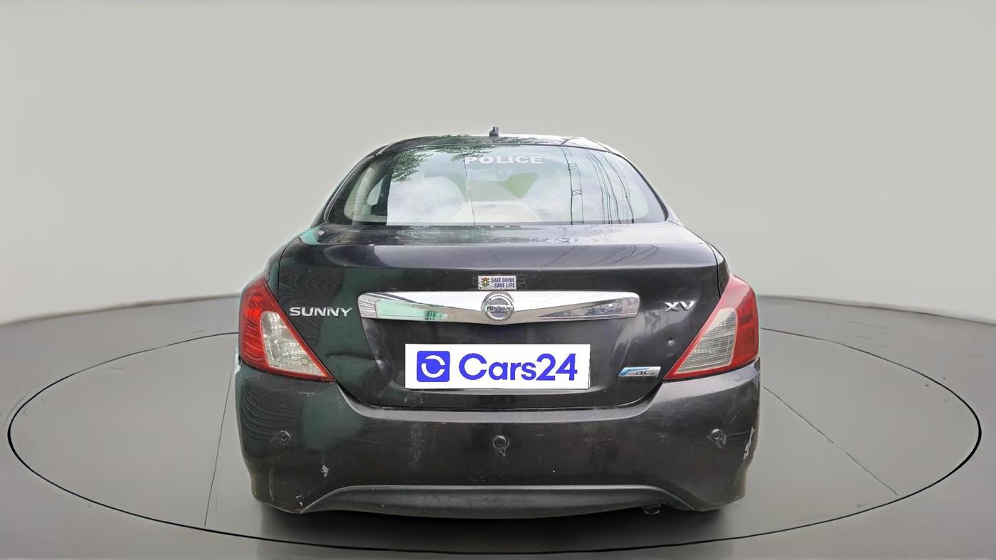 2015 Nissan Sunny XV DIESEL, Diesel, Manual, 1,08,595 km, exterior