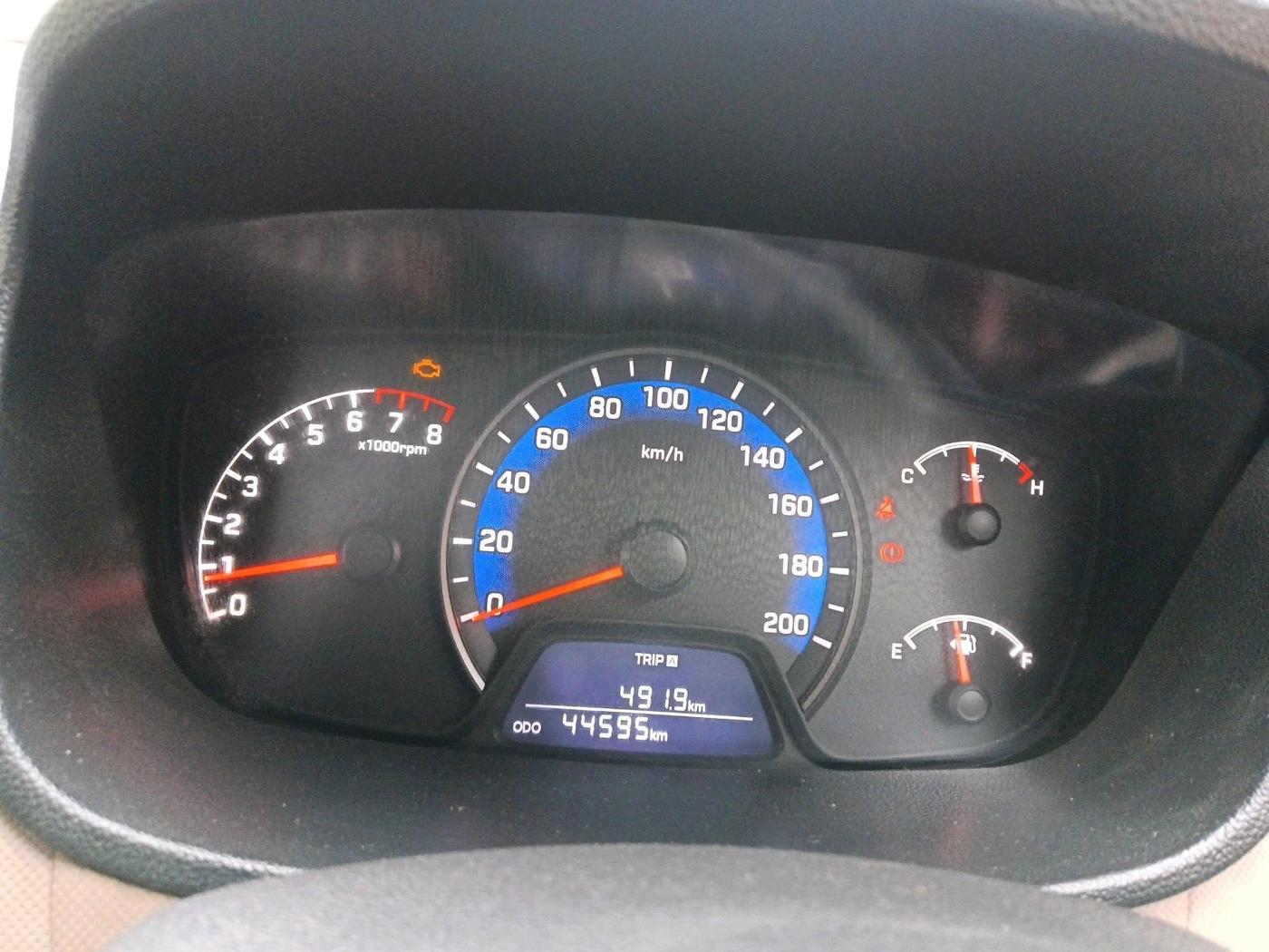 2017 Hyundai Xcent SX 1.2, Petrol, Manual, 44,595 km, interior