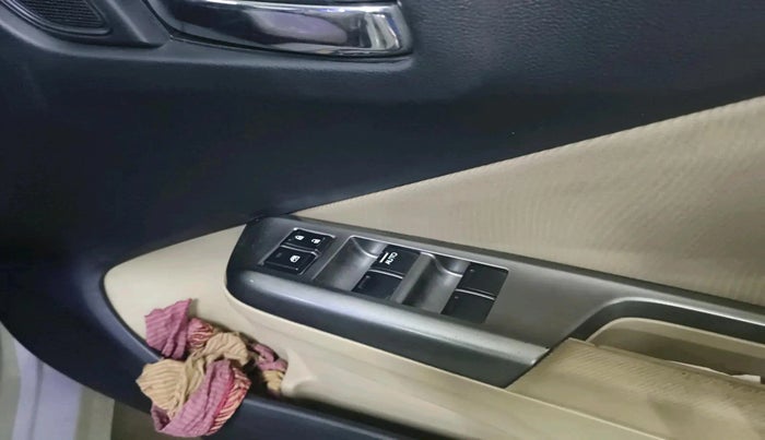 2016 Honda City 1.5L I-DTEC V, Diesel, Manual, 60,891 km, interior