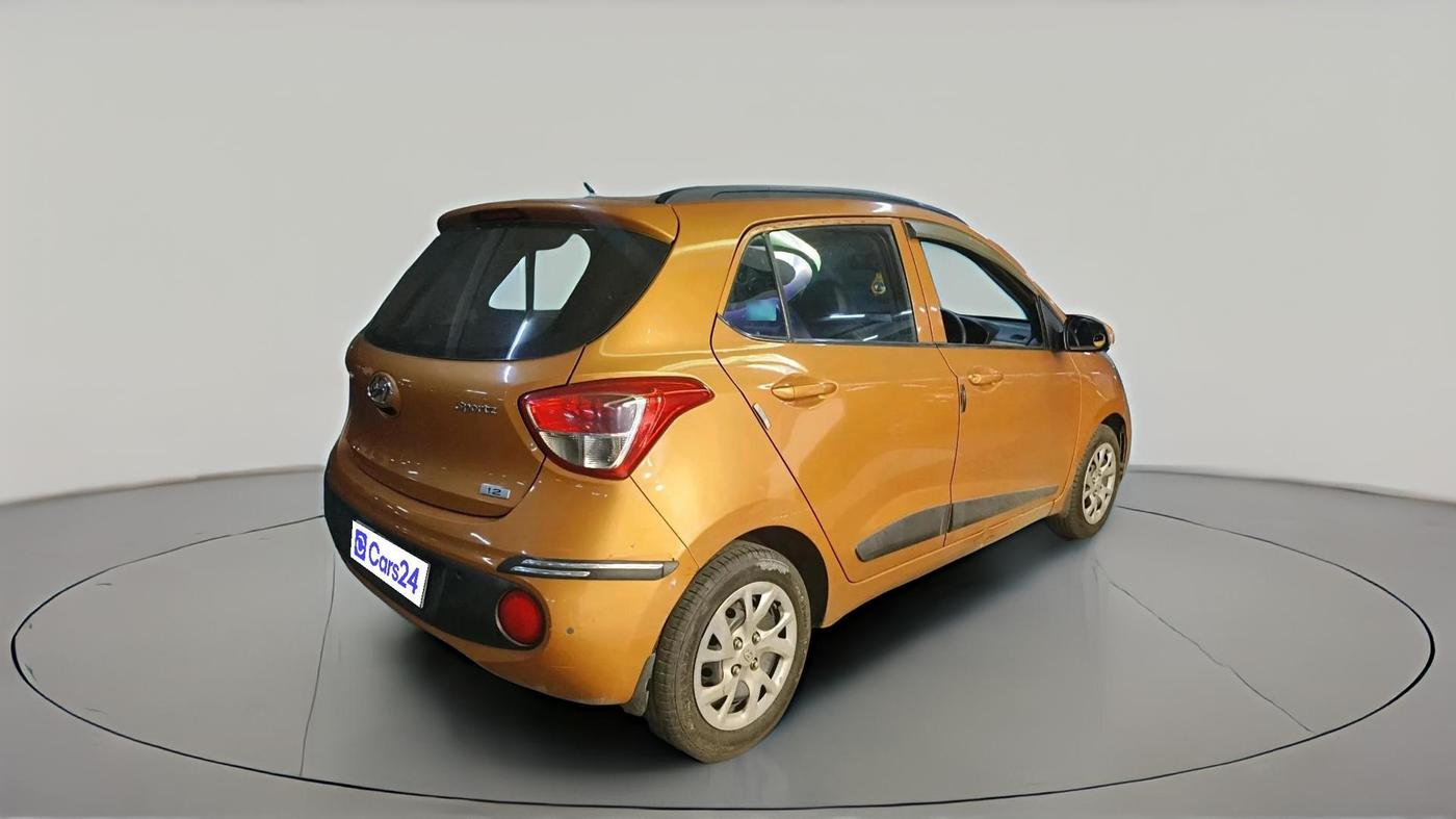 2017 Hyundai Grand i10 SPORTZ (O) 1.2 KAPPA VTVT, Petrol, Manual, 30,941 km, exterior