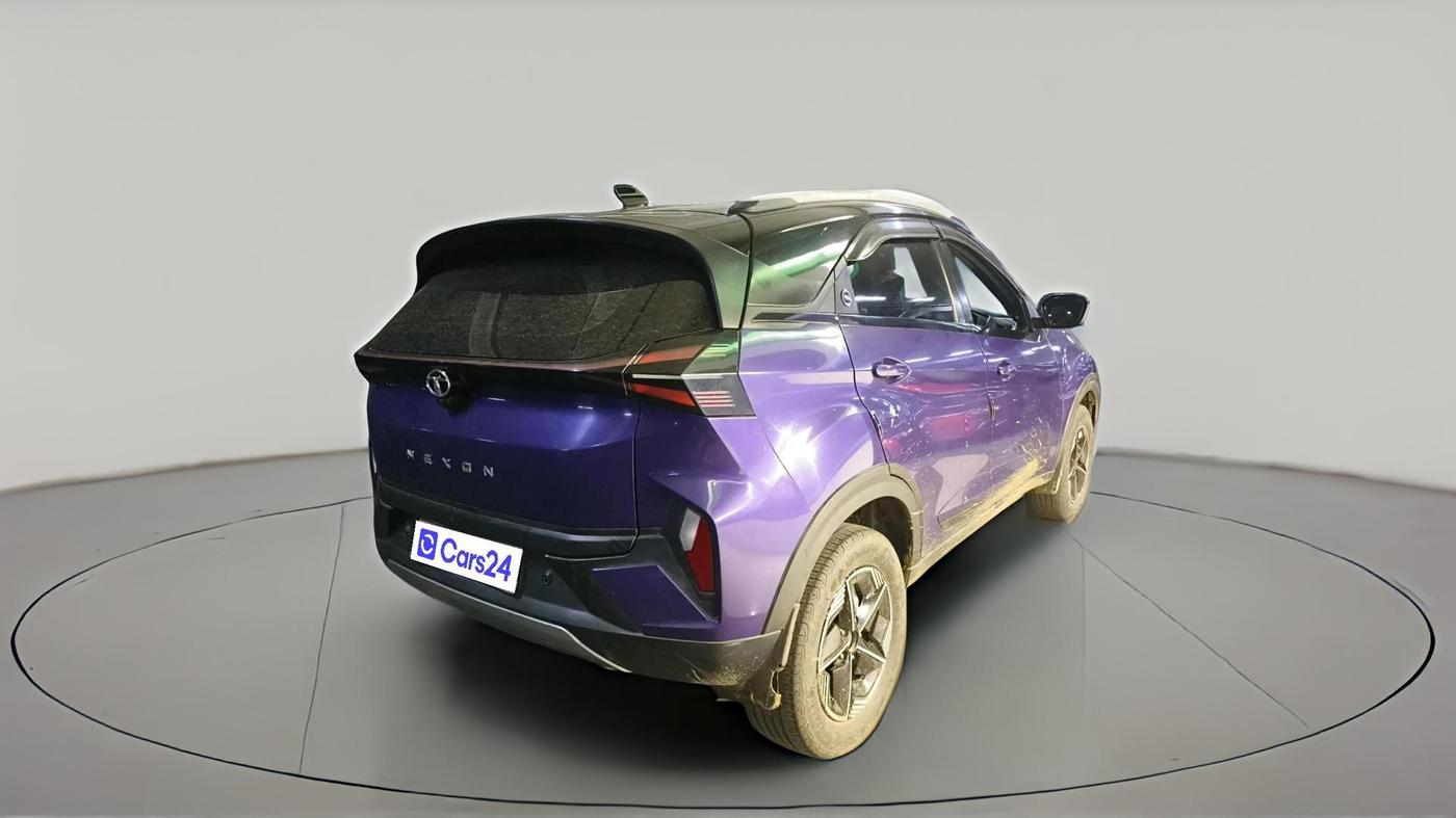 2023 Tata NEXON FEARLESS PURPLE  DUAL TONE 1.2 PETROL, Petrol, Manual, 32,382 km, exterior