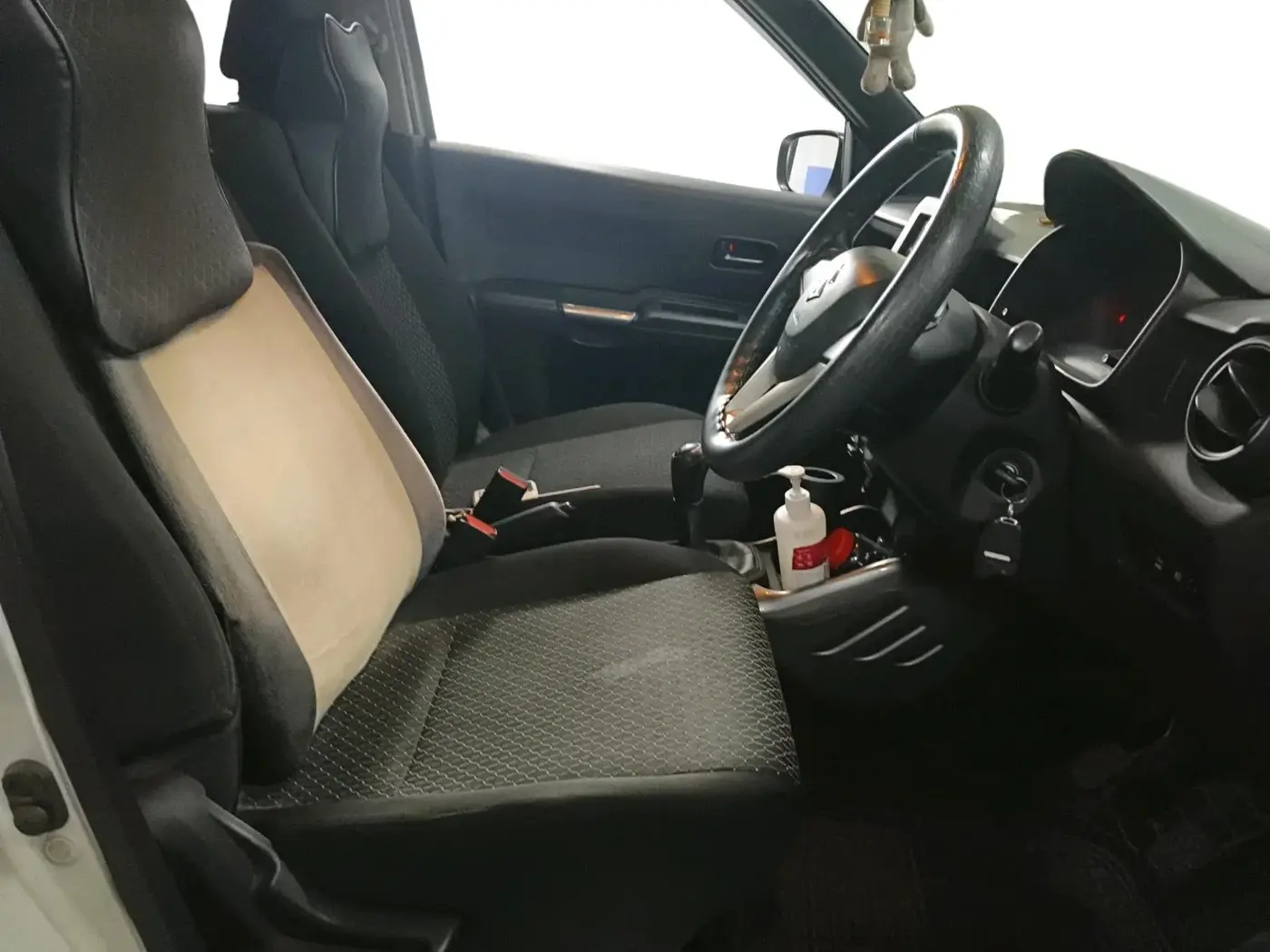 2021 Maruti IGNIS SIGMA 1.2, Petrol, Manual, 34,703 km, interior