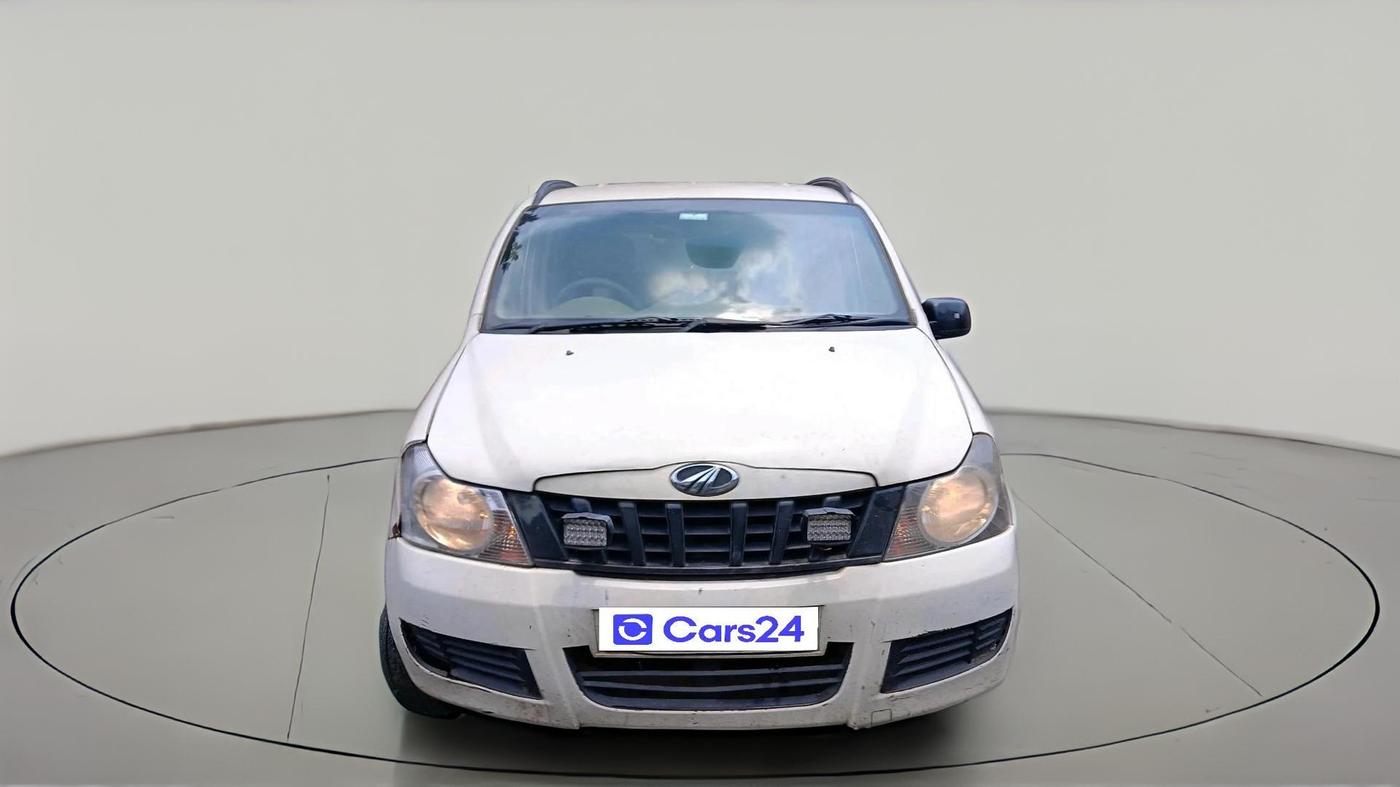 2013 Mahindra Quanto C4, Diesel, Manual, 97,315 km, exterior
