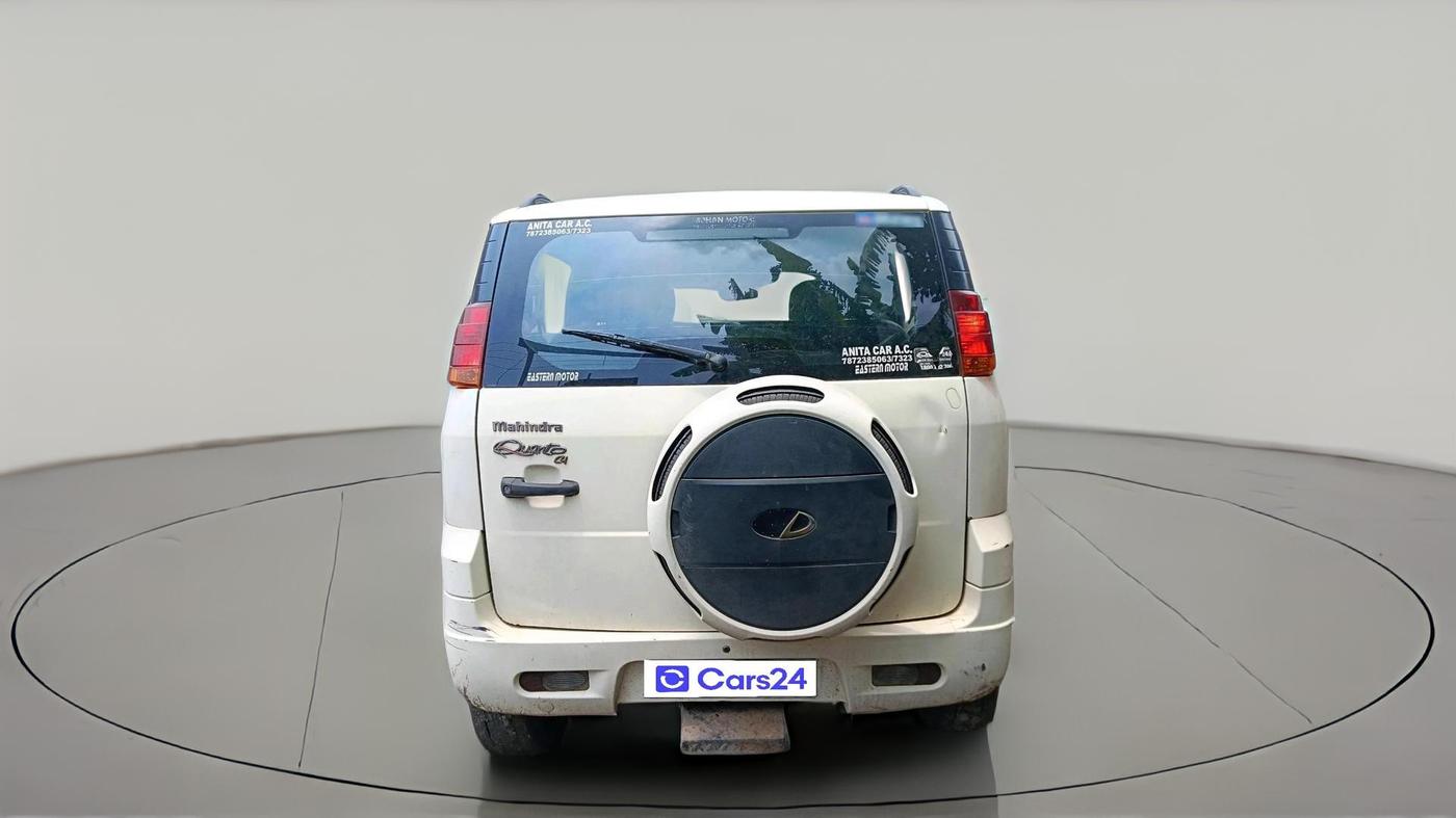 2013 Mahindra Quanto C4, Diesel, Manual, 97,315 km, exterior