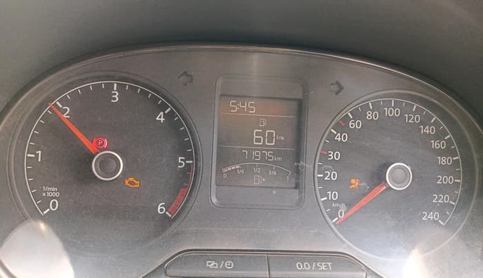2014 Volkswagen Cross Polo HIGHLINE TDI, Diesel, Manual, 71,975 km, interior