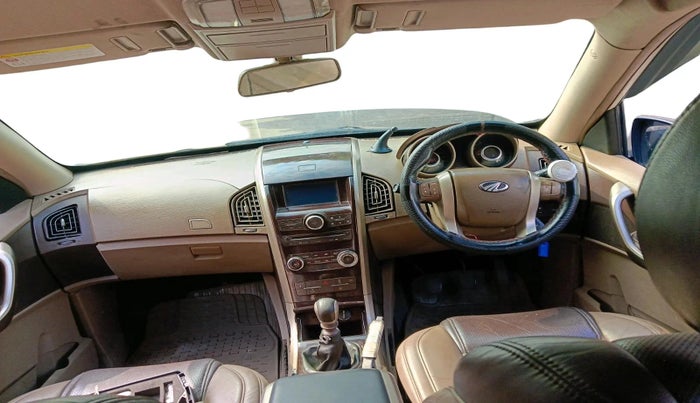 2014 Mahindra XUV500 W8, Diesel, Manual, 82,857 km, interior