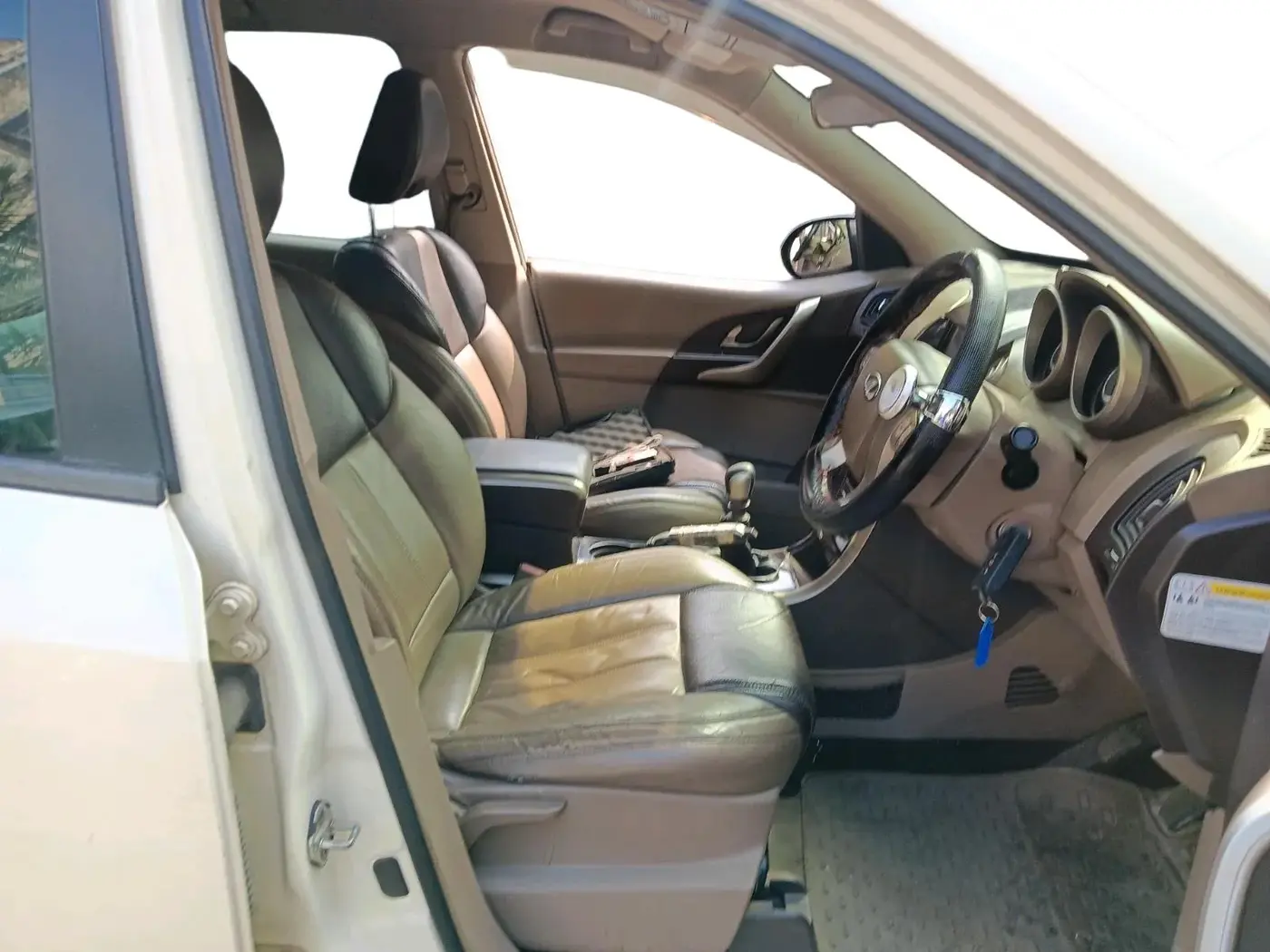 2014 Mahindra XUV500 W8, Diesel, Manual, 82,857 km, interior
