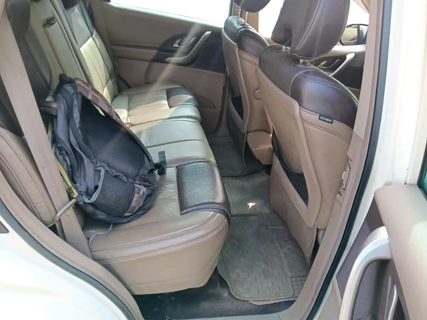 2014 Mahindra XUV500 W8, Diesel, Manual, 82,857 km, interior