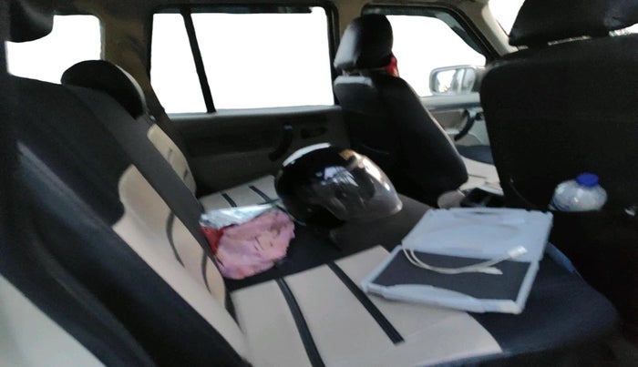 2021 Mahindra Scorpio S5, Diesel, Manual, 1,15,463 km, interior