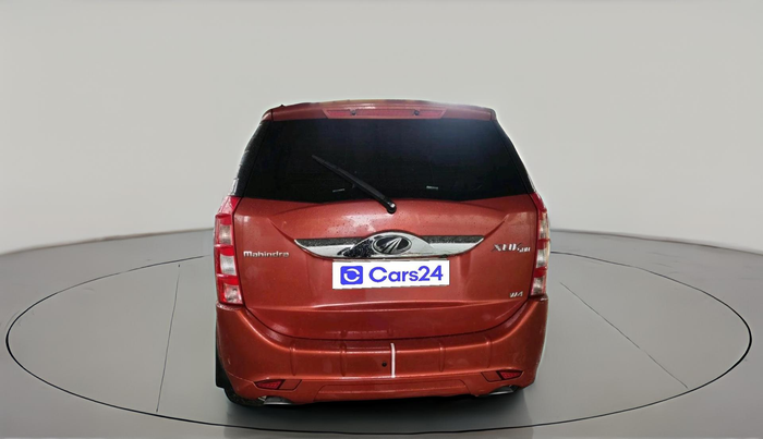 2017 Mahindra XUV500 W4, Diesel, Manual, 41,578 km, exterior