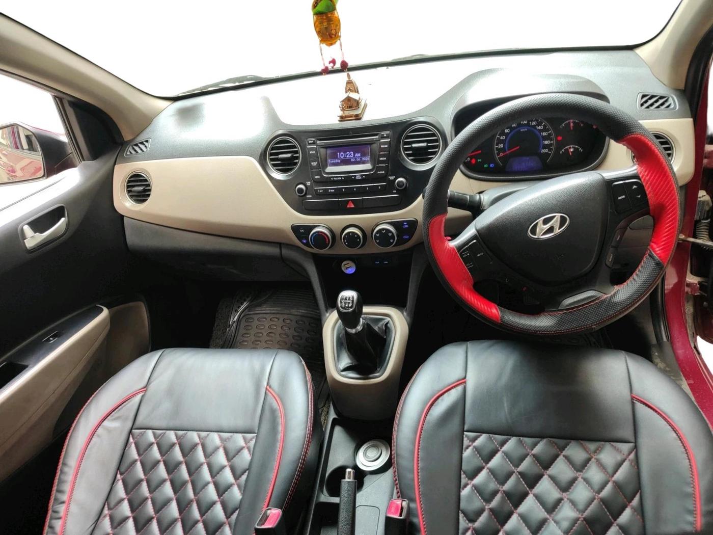 2015 Hyundai Grand i10 SPORTZ 1.2 KAPPA VTVT, Petrol, Manual, 98,890 km, interior