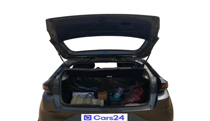 2023 Tata ALTROZ XZA, Petrol, Automatic, 43,687 km, exterior