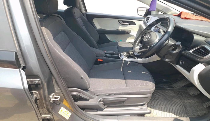 2023 Tata ALTROZ XZA, Petrol, Automatic, 43,687 km, interior