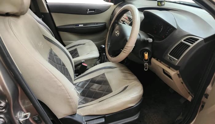 2014 Hyundai i20 MAGNA (O) 1.2, Petrol, Manual, 87,745 km, interior
