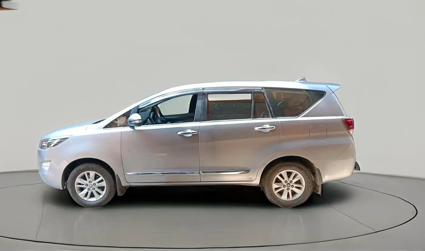 2017 Toyota Innova Crysta 2.4 VX 8 STR, Diesel, Manual, 58,363 km, exterior