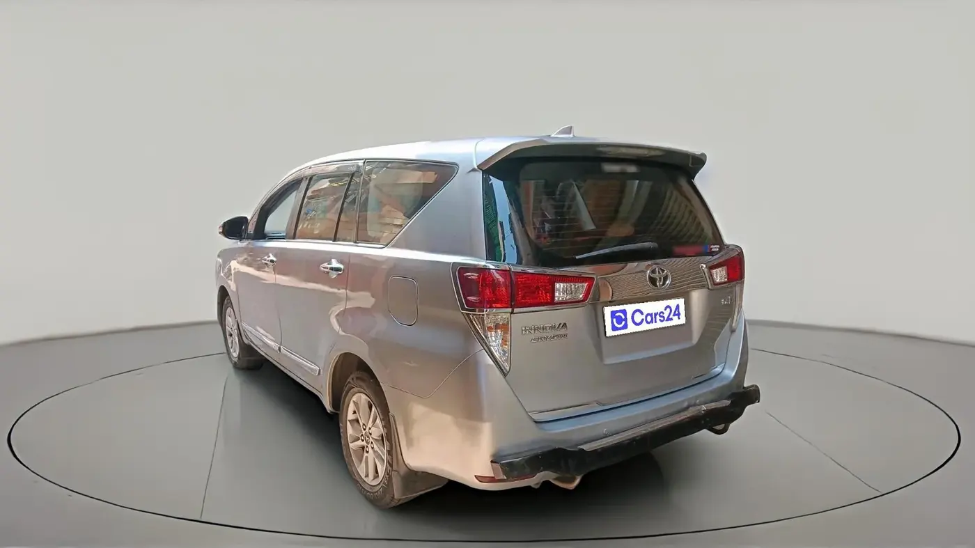 2017 Toyota Innova Crysta 2.4 VX 8 STR, Diesel, Manual, 58,363 km, exterior