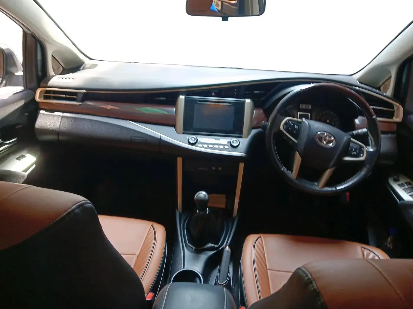 2017 Toyota Innova Crysta 2.4 VX 8 STR, Diesel, Manual, 58,363 km, interior