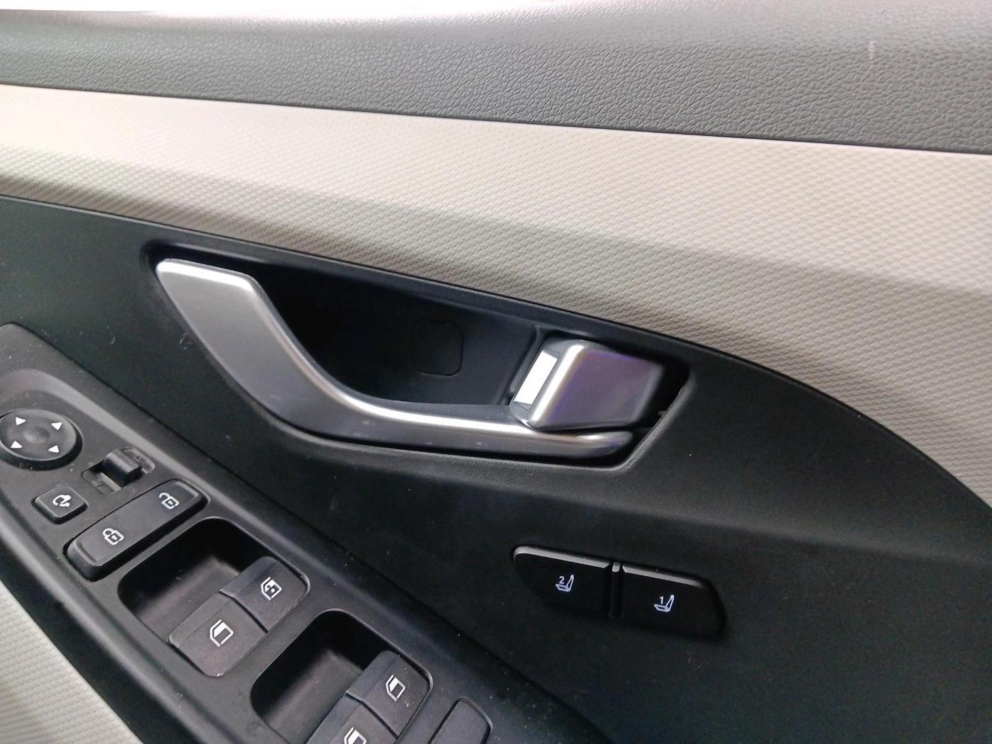 2026 Hyundai Creta King Edition 1.5 Petro, Petrol, Manual, 2,024 km, interior