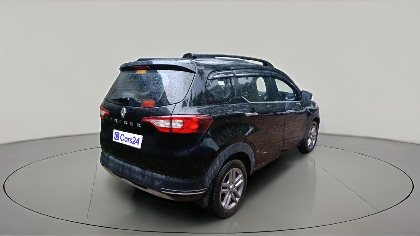 2024 Renault TRIBER RXZ, Petrol, Manual, 9,149 km, exterior