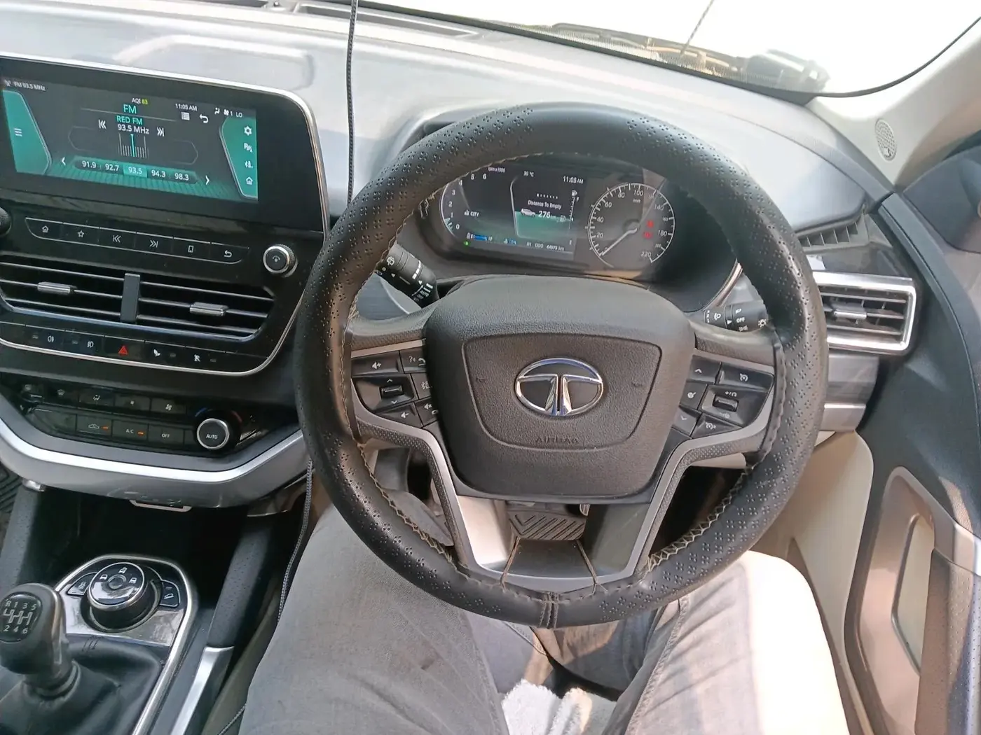 2022 Tata Safari XZ, Diesel, Manual, 44,979 km, interior