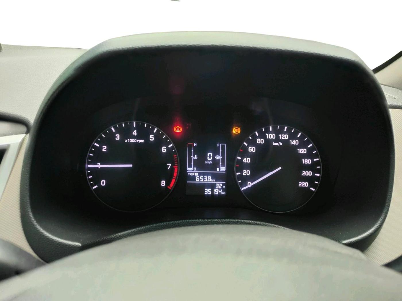 2016 Hyundai Creta E PLUS 1.6 PETROL, Petrol, Manual, 35,194 km, interior