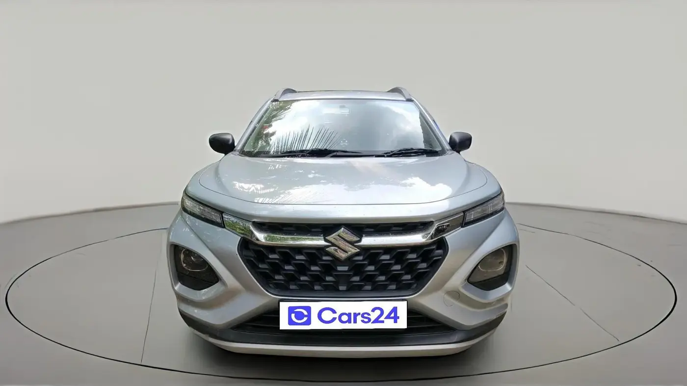 2025 Maruti FRONX SIGMA 1.2 MT, Petrol, Manual, 2,570 km, exterior