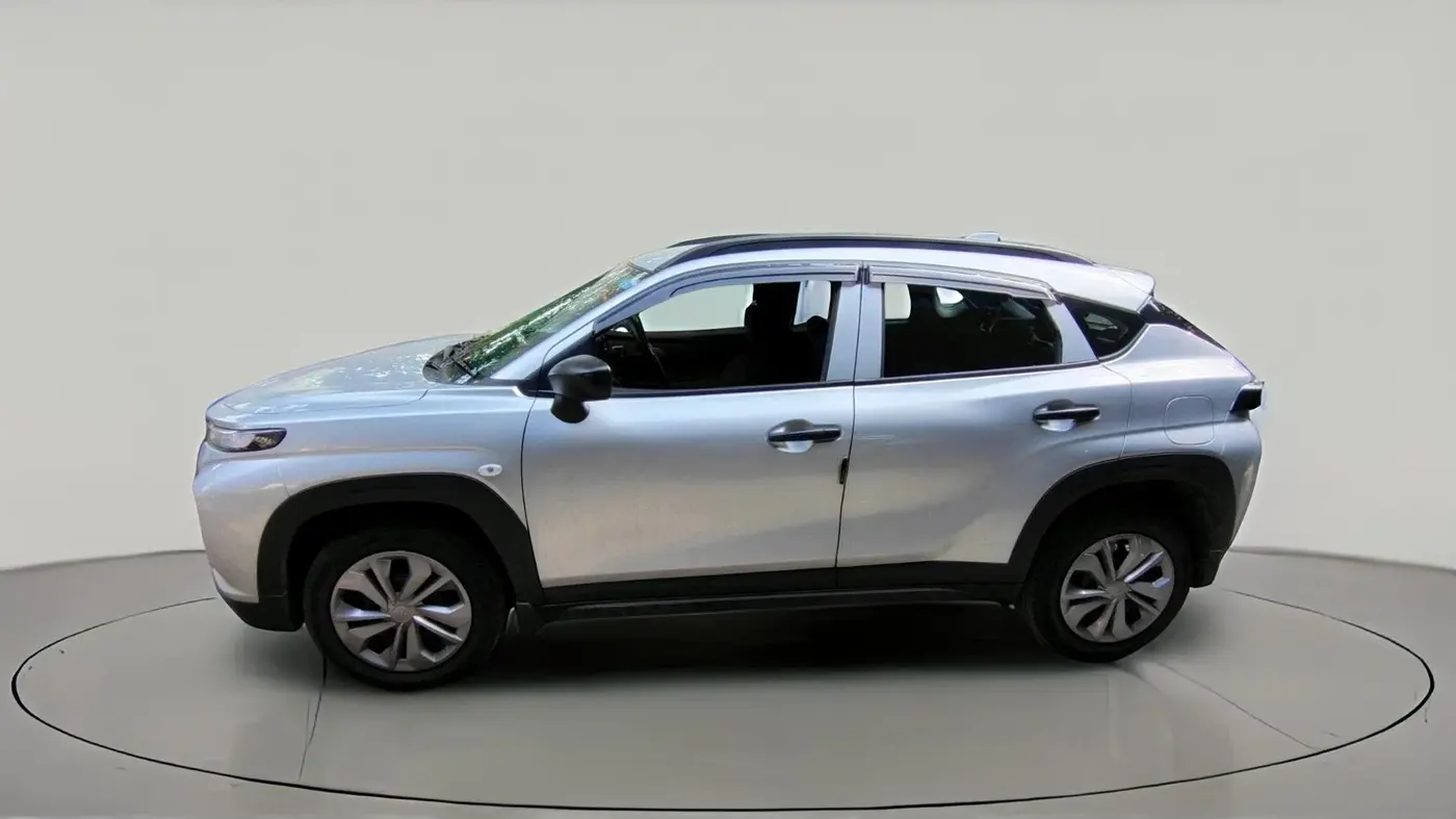 2025 Maruti FRONX SIGMA 1.2 MT, Petrol, Manual, 2,570 km, exterior
