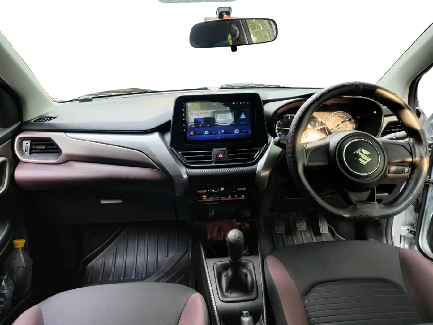 2025 Maruti FRONX SIGMA 1.2 MT, Petrol, Manual, 2,570 km, interior