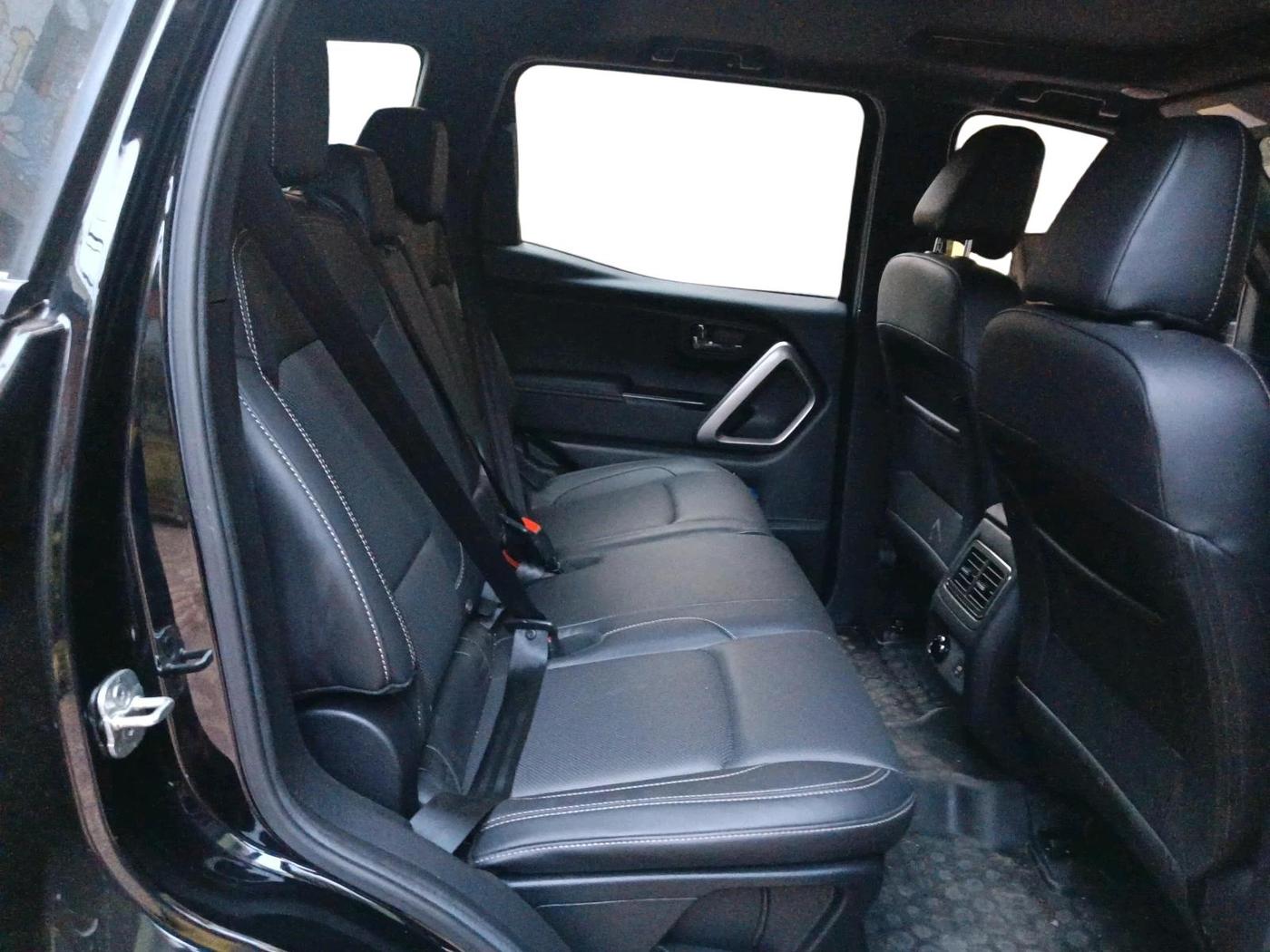 2025 Mahindra SCORPIO-N Z8 L DIESEL MT 2WD 7 STR, Diesel, Manual, 2,177 km, interior