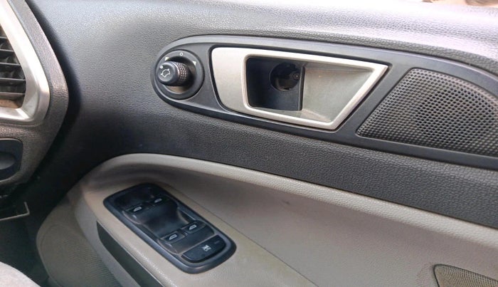 2016 Ford Ecosport TITANIUM 1.5L DIESEL, Diesel, Manual, 1,54,829 km, interior