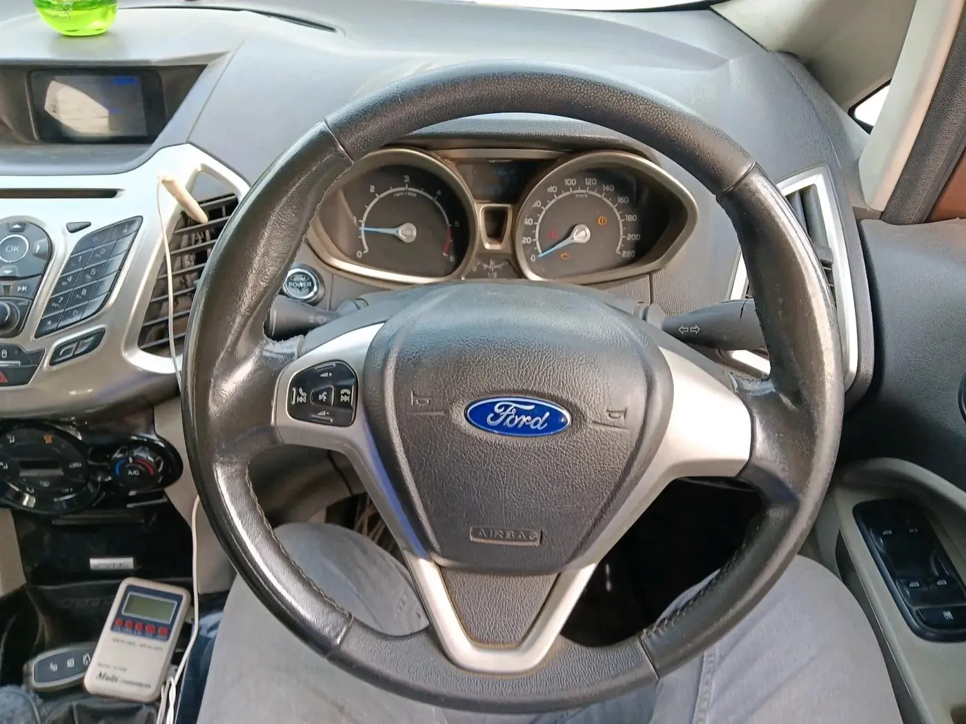 2016 Ford Ecosport TITANIUM 1.5L DIESEL, Diesel, Manual, 1,54,829 km, interior