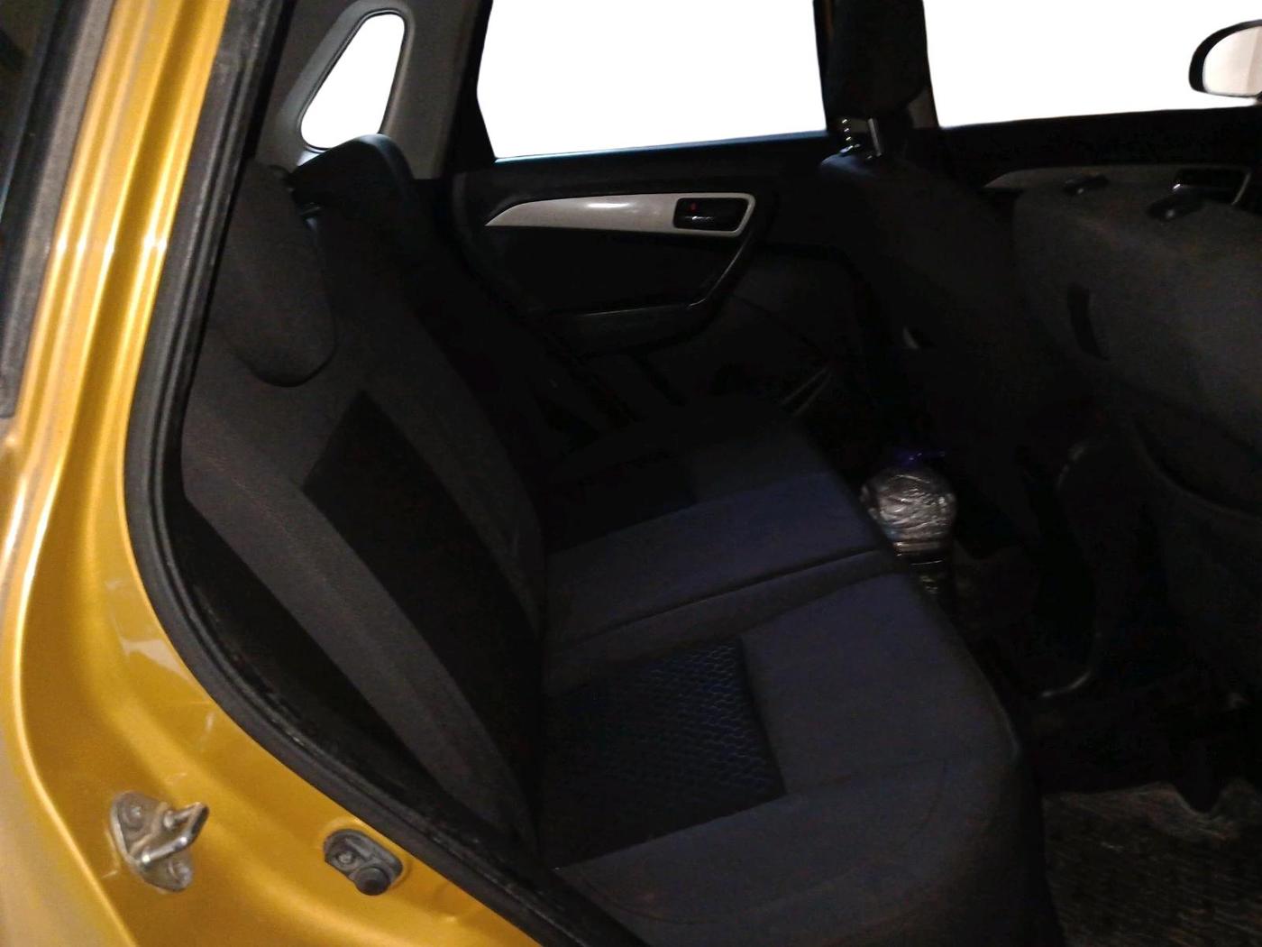 2016 Maruti Vitara Brezza ZDI PLUS, Diesel, Manual, 74,602 km, interior