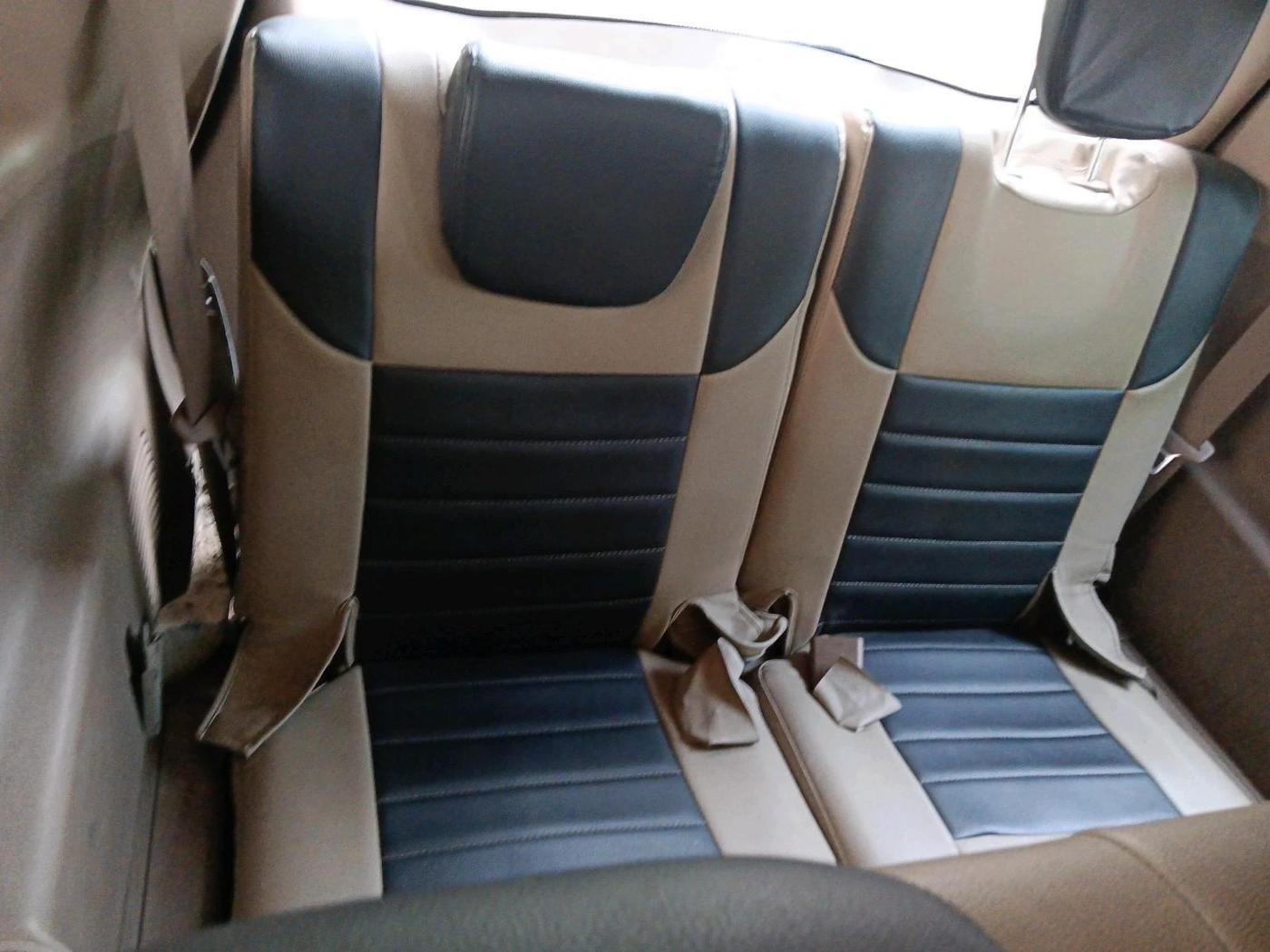 2015 Mahindra XUV500 W6, Diesel, Manual, 78,632 km, interior