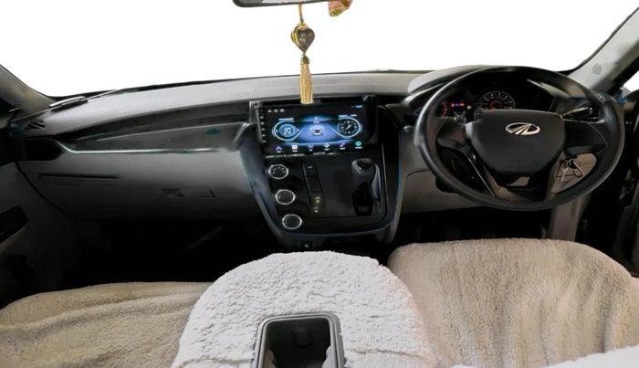 2016 Mahindra Kuv100 K2 6 STR, Petrol, Manual, 42,948 km, interior