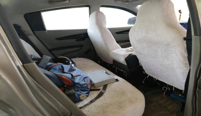 2016 Mahindra Kuv100 K2 6 STR, Petrol, Manual, 42,948 km, interior