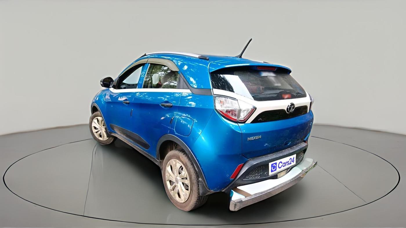 2018 Tata NEXON XM PETROL, Petrol, Manual, 2,11,975 km, exterior