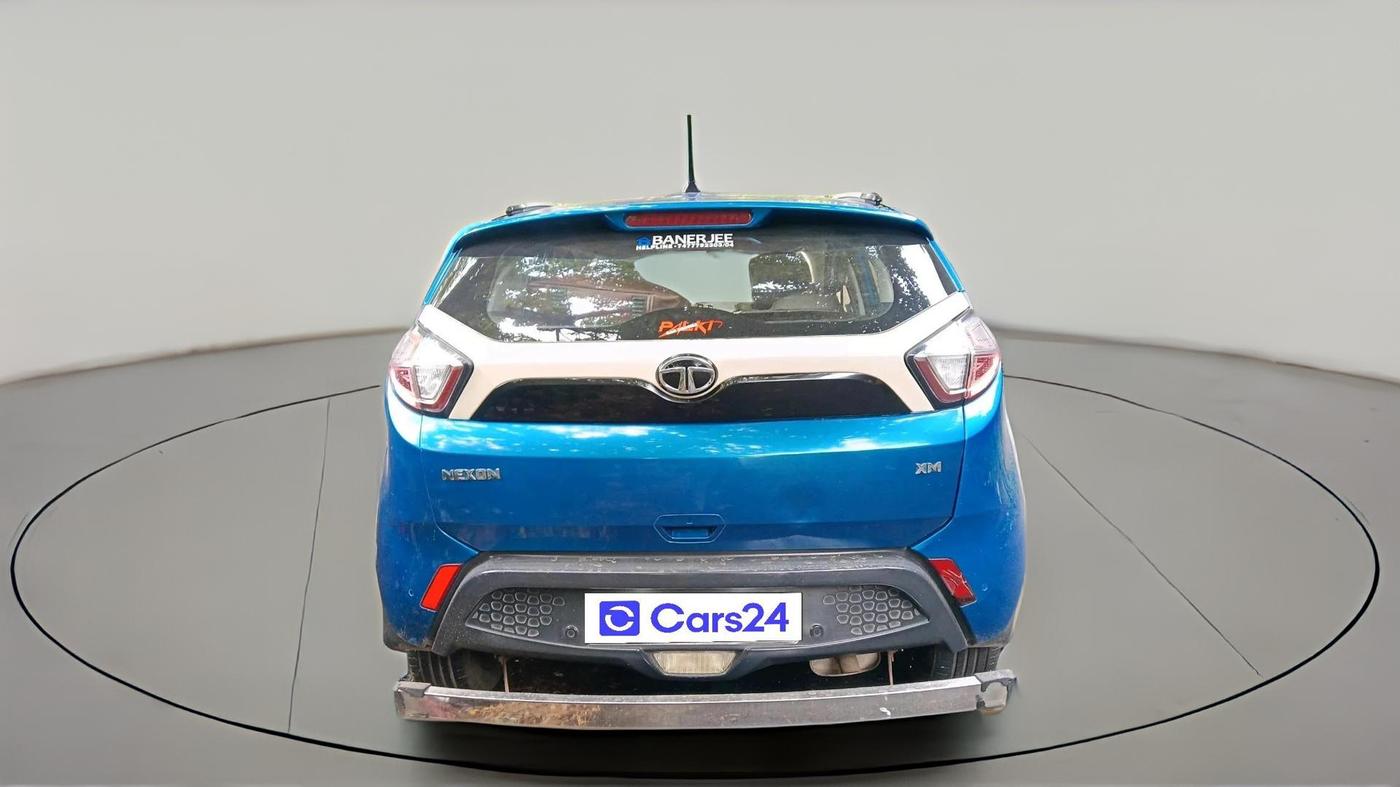 2018 Tata NEXON XM PETROL, Petrol, Manual, 2,11,975 km, exterior