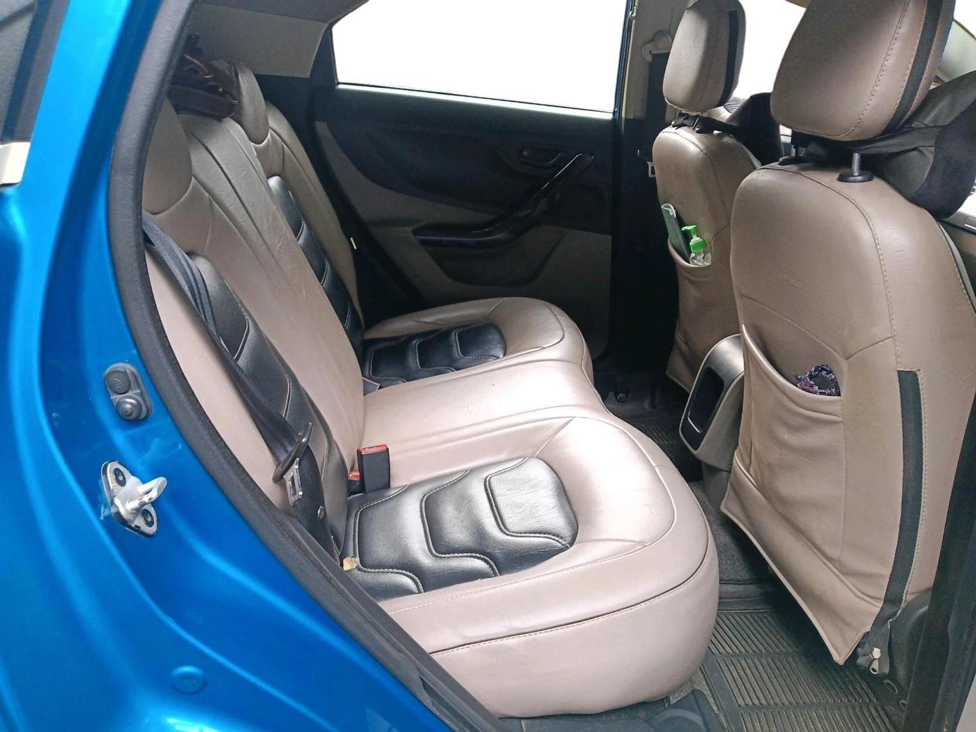 2018 Tata NEXON XM PETROL, Petrol, Manual, 2,11,975 km, interior