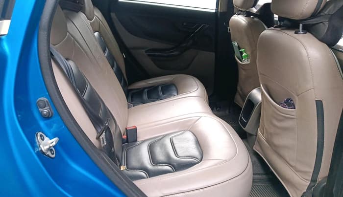 2018 Tata NEXON XM PETROL, Petrol, Manual, 2,11,975 km, interior