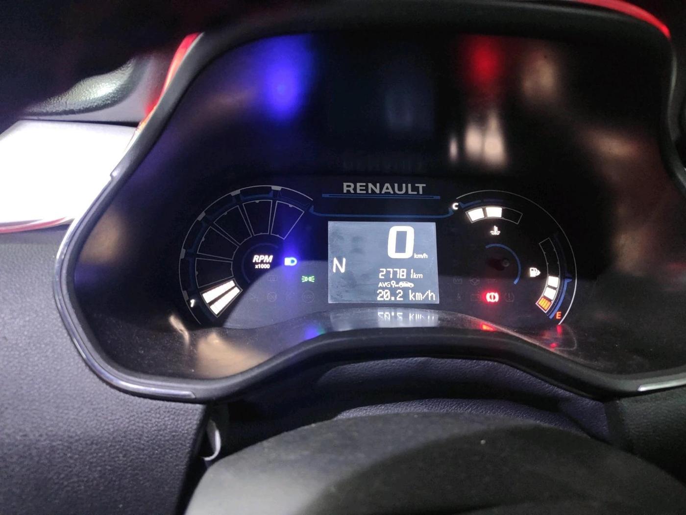 2020 Renault TRIBER RXZ AMT, Petrol, Automatic, 27,781 km, interior