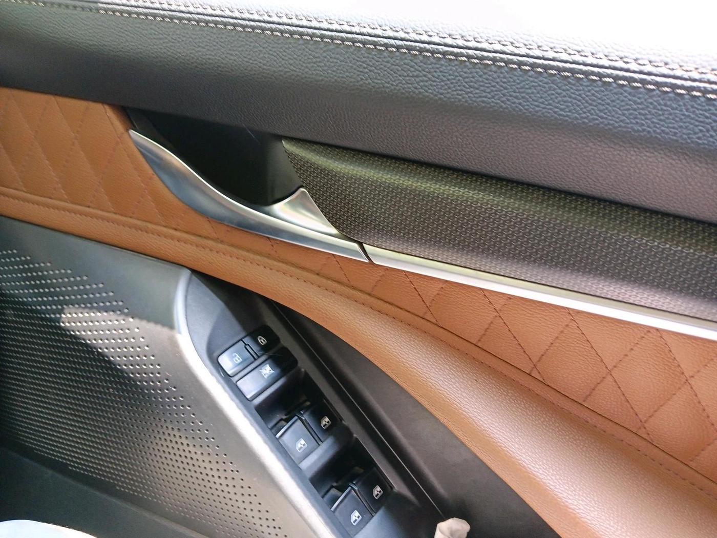 2024 MG GLOSTER SAVVY 2.0 TURBO 7 STR 2WD, Diesel, Automatic, 29,945 km, interior