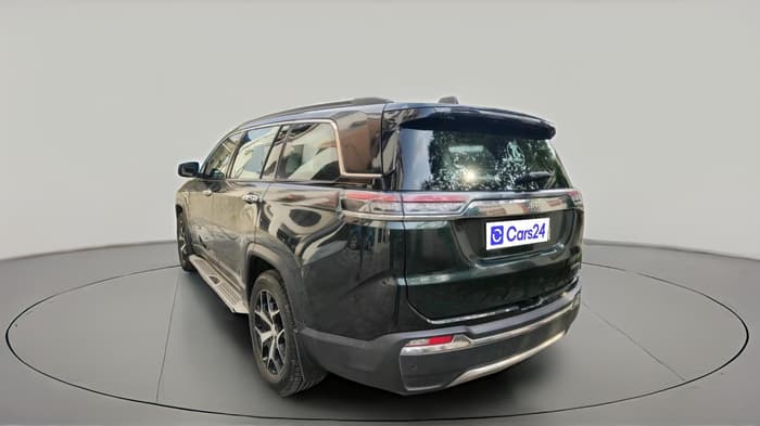 2022 Jeep MERIDIAN LIMITED (O) 4X2 MT, Diesel, Manual, 12,572 km, exterior