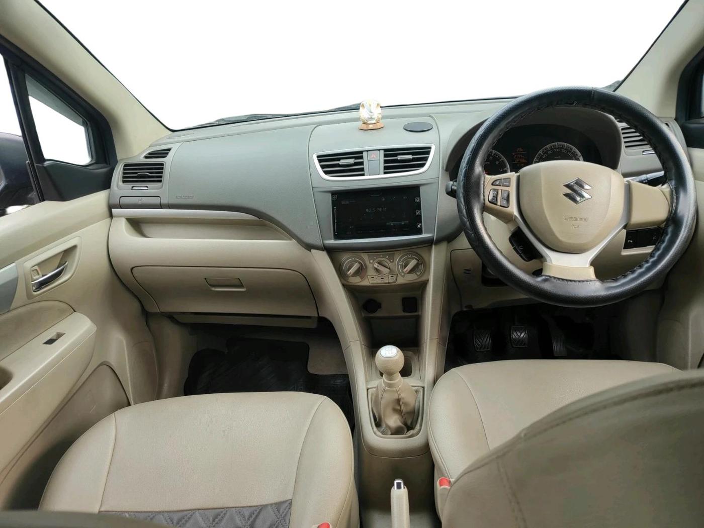 2017 Maruti Ertiga ZXI+, Petrol, Manual, 28,768 km, interior