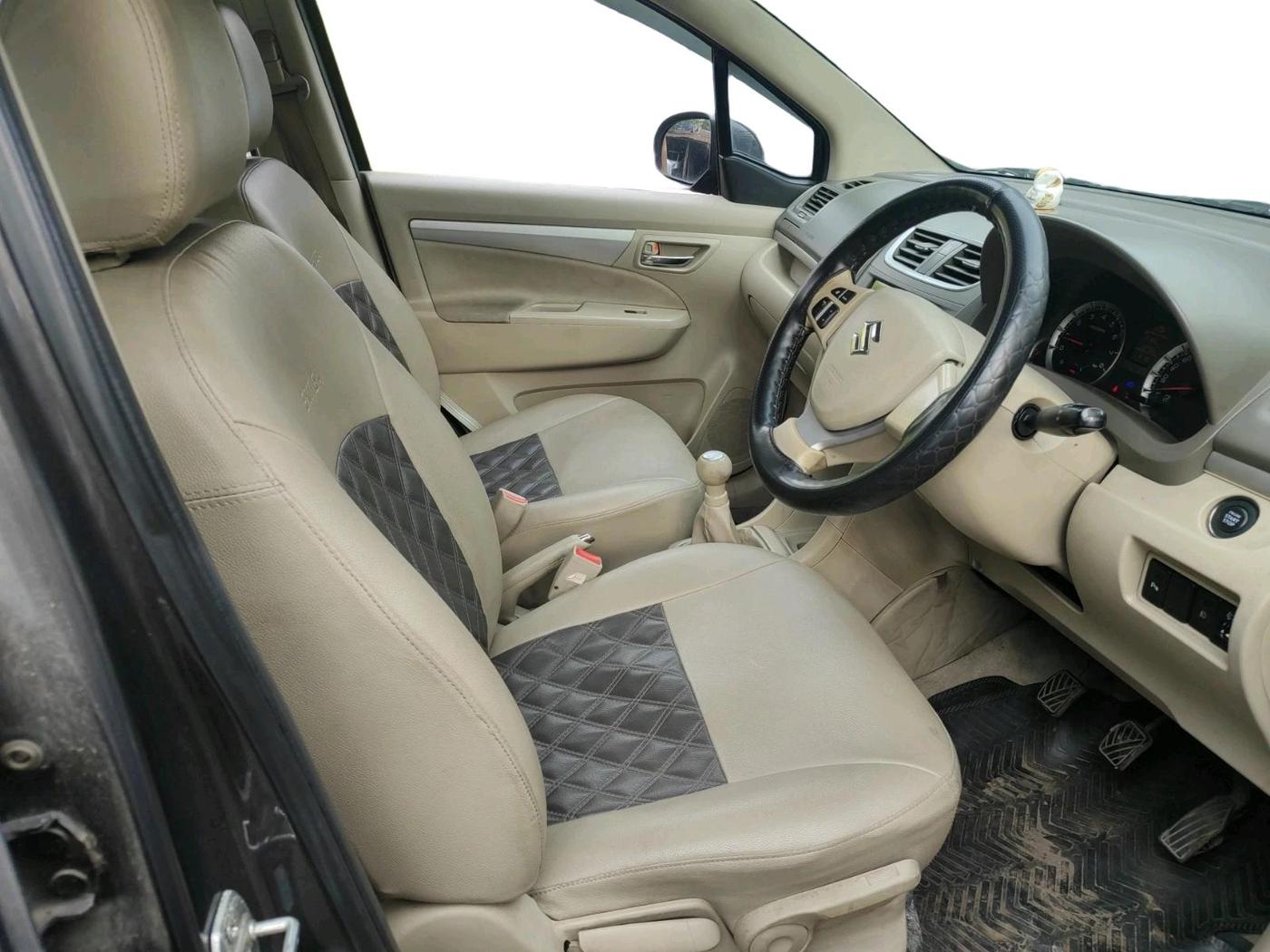 2017 Maruti Ertiga ZXI+, Petrol, Manual, 28,768 km, interior