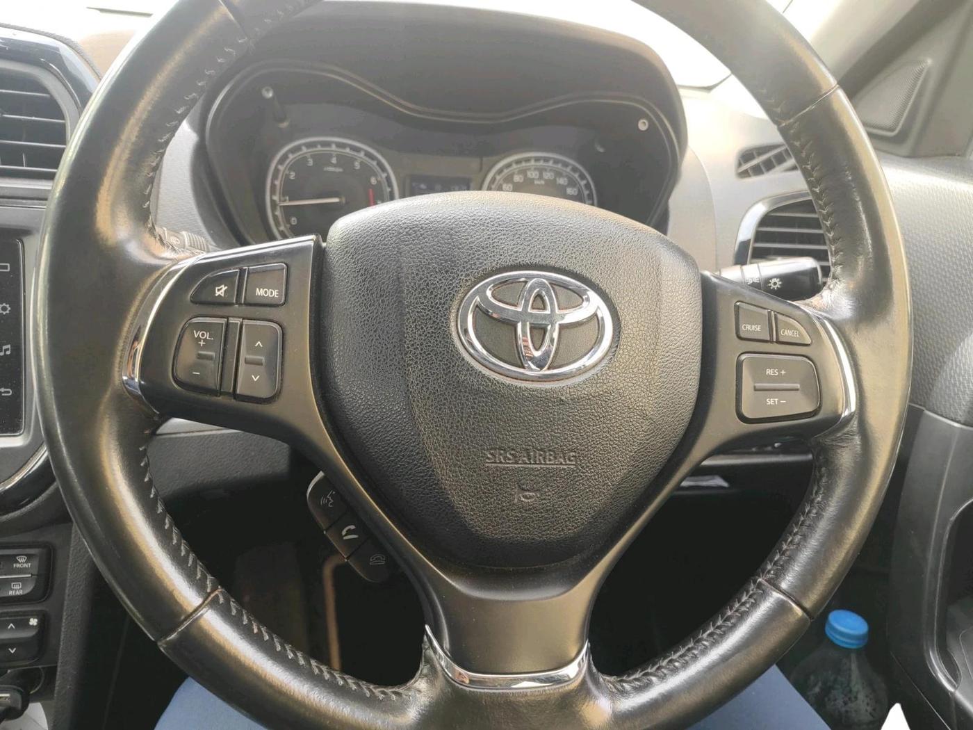 2022 Toyota URBAN CRUISER PREMIUM GRADE AT, Petrol, Automatic, 47,694 km, interior