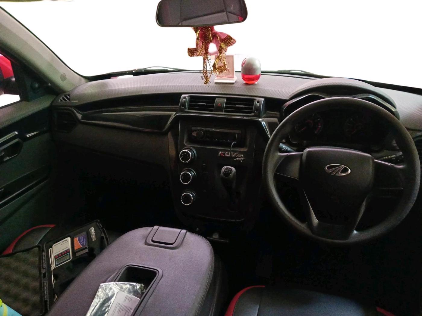 2019 Mahindra KUV 100 NXT K4+ P 6 STR, Petrol, Manual, 83,032 km, interior